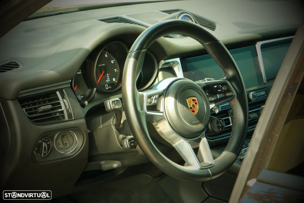 Porsche Macan 2.0T - 46