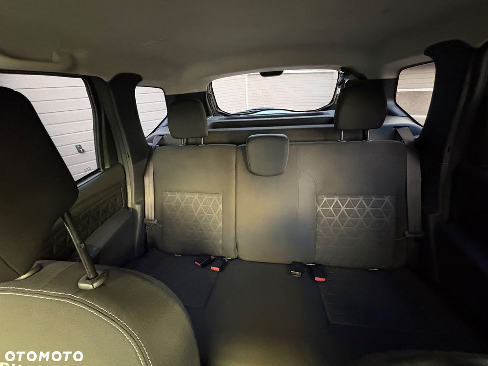 Dacia Duster 1.6 Laureate Euro5 - 11