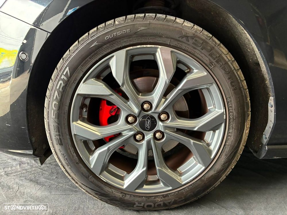 Ford Focus 1.0 EcoBoost MHEV ST-Line X - 13