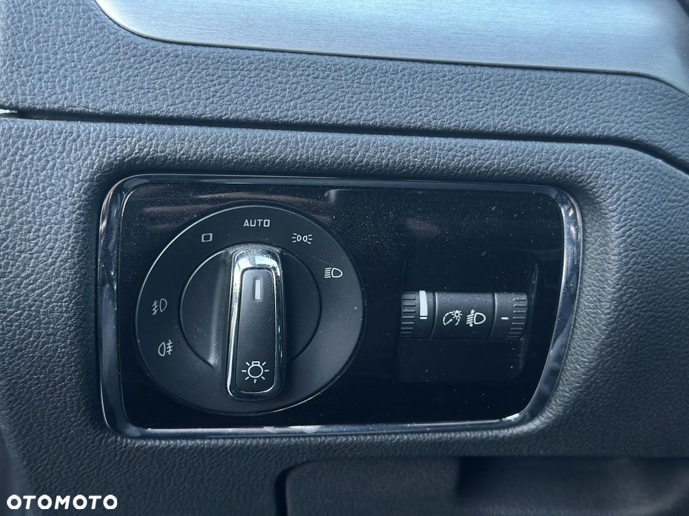 Skoda Superb 1.8 TSI Elegance - 23