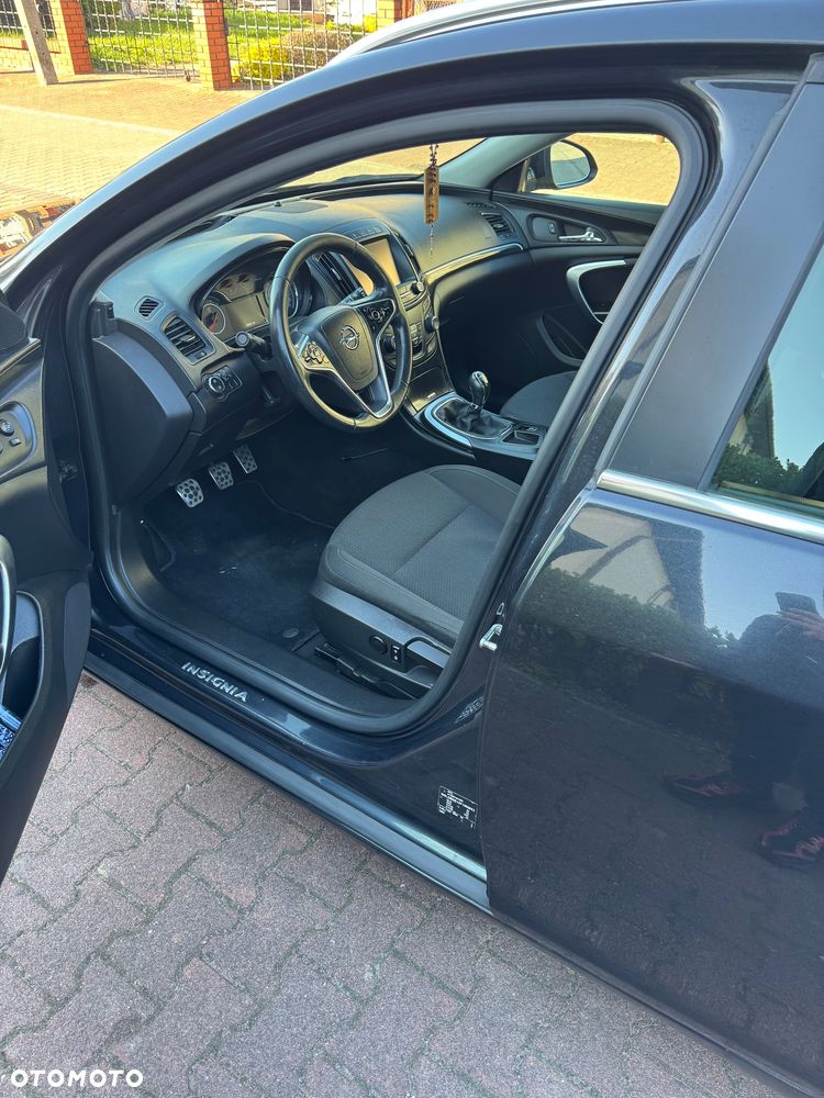 Opel Insignia - 12