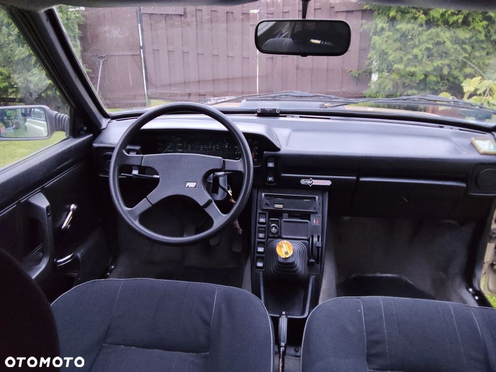 Polonez Caro - 13