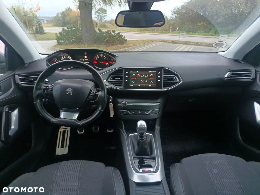 Peugeot 308 BlueHDi 130 Allure - 7