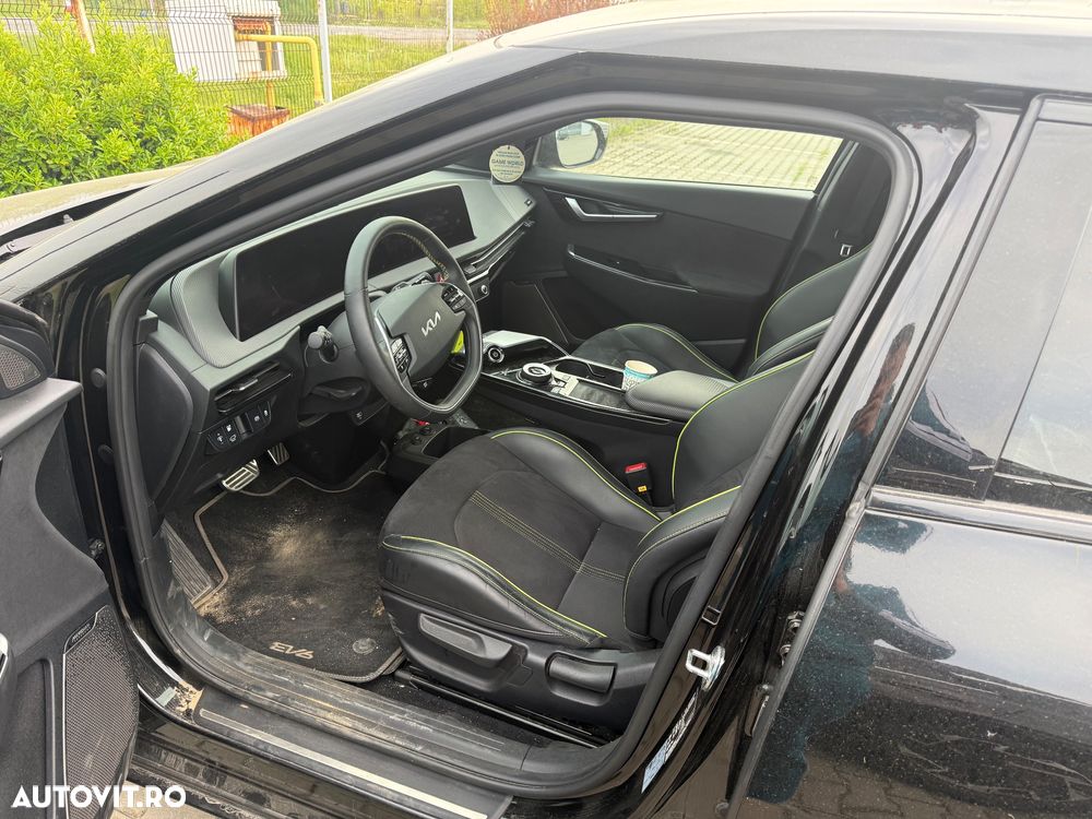 Kia EV6 77 kWh AWD GT - 10