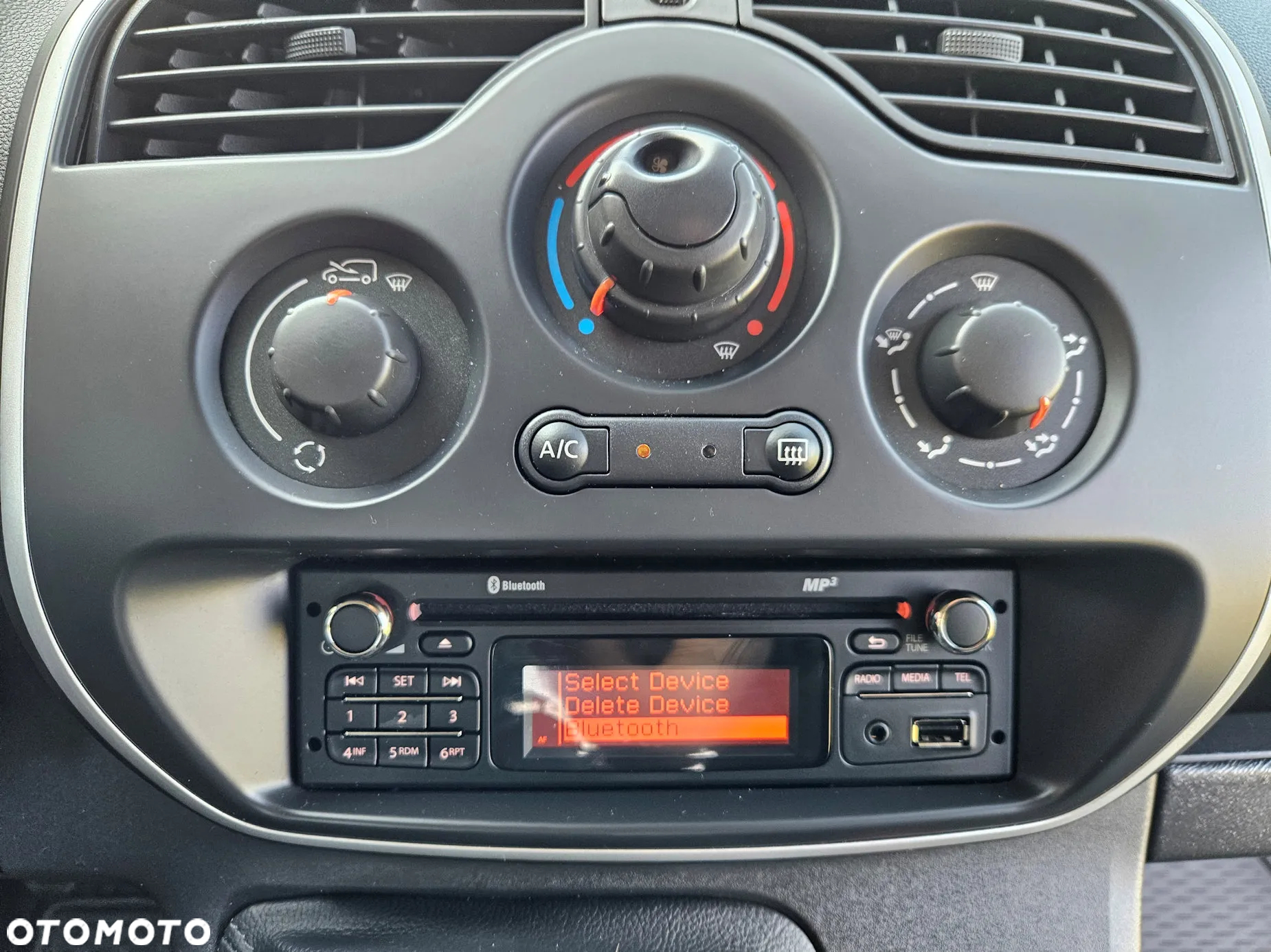 Renault Kangoo 1.5 dCi Business Eu6 - 13