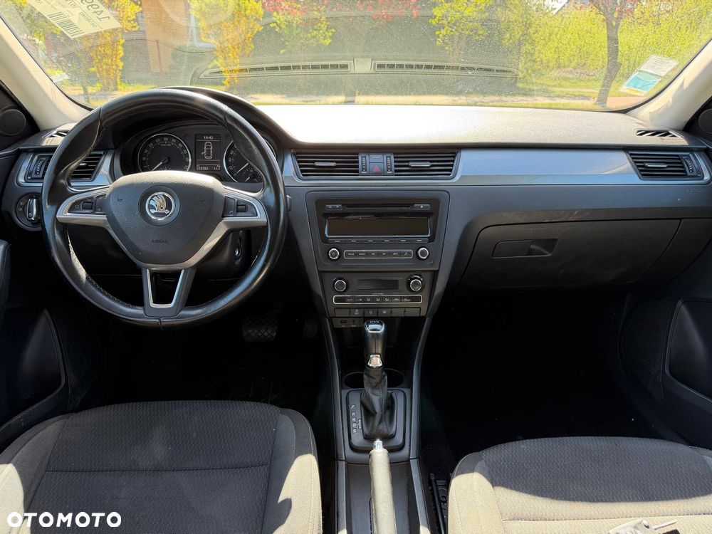 Skoda RAPID 1.6 TDI DSG Active - 19