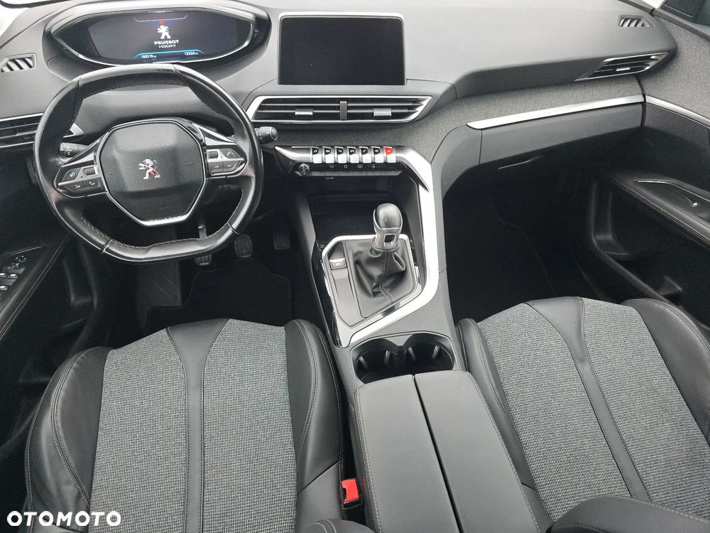 Peugeot 3008 BlueHDi 130 Stop & Start Allure - 17