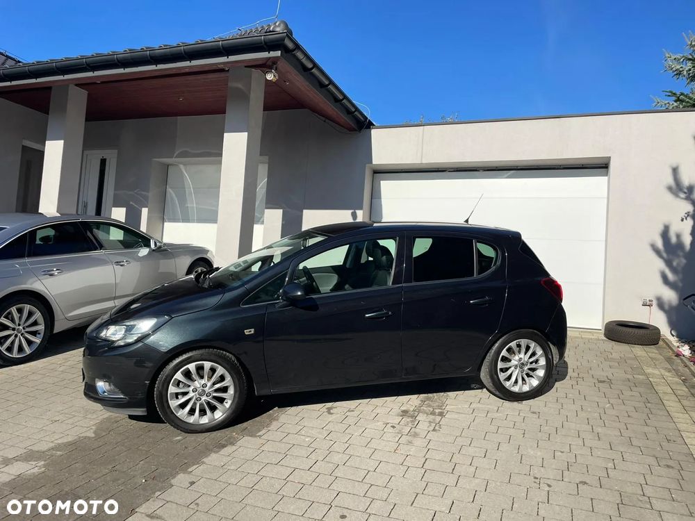Opel Corsa 1.4 16V Cosmo - 3