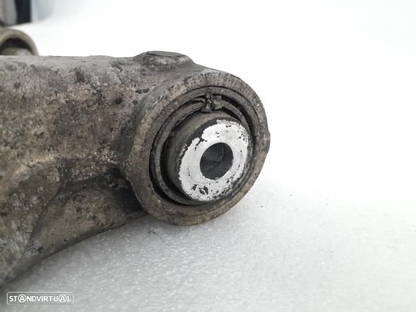 Braço Suspensao Tras Esq Bmw X5 (E53) - 4