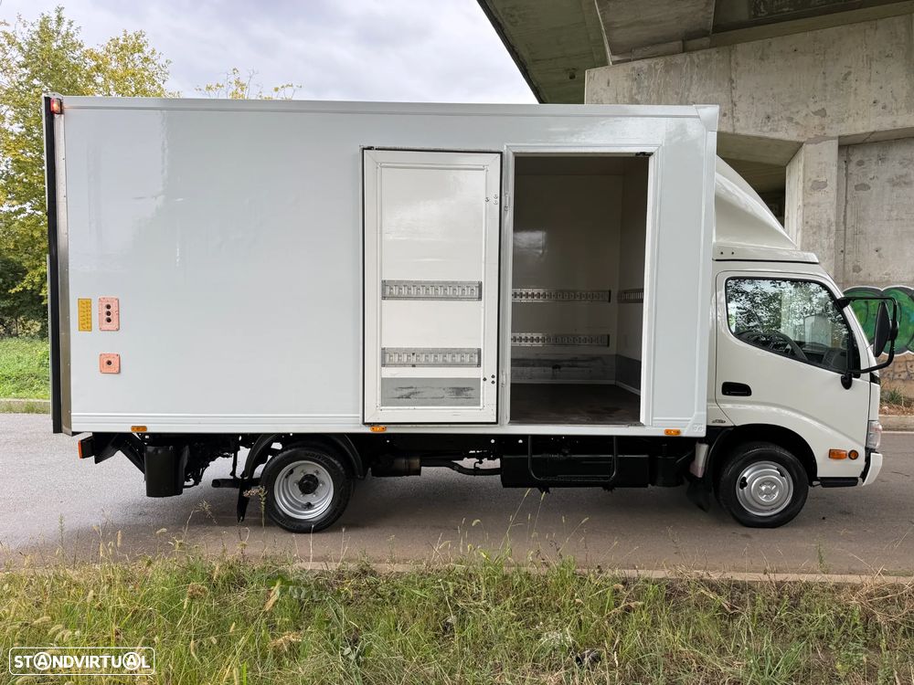 Toyota DYNA M 35.33 3.0 D4D AC ABS Plataforma - 16
