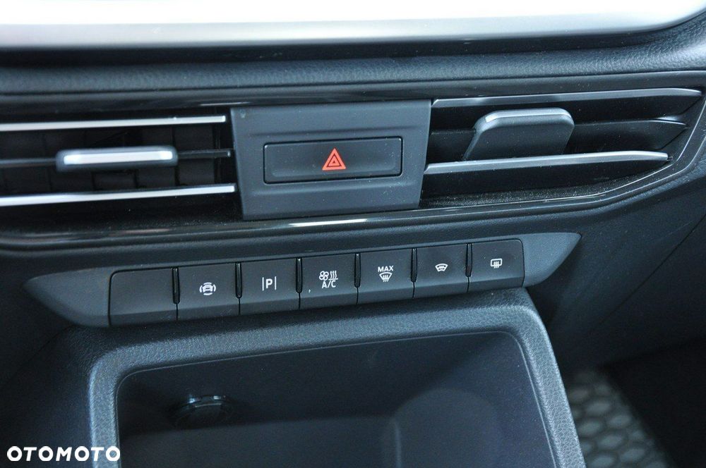 Ford Tourneo Connect Grand - 19