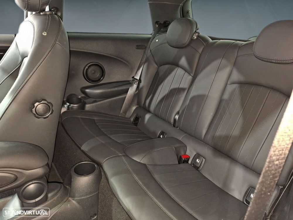 MINI 3 Portas Cooper SE - 14