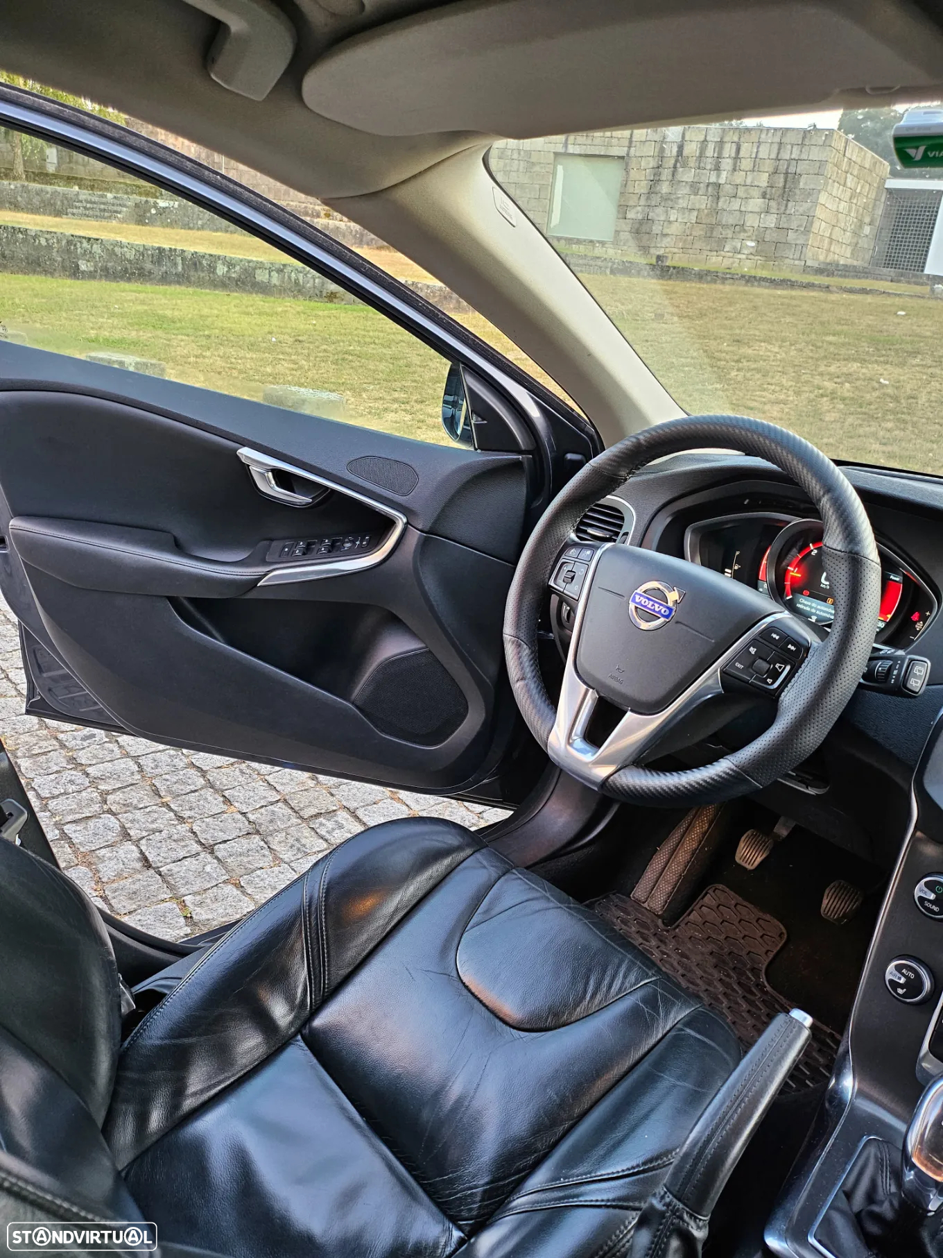 Volvo V40 1.6 D2 Eco Summum - 14