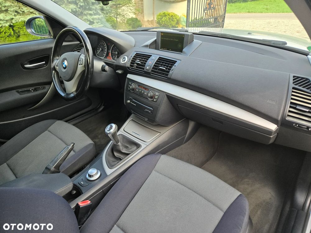 BMW Seria 1 118d DPF Edition Lifestyle - 22