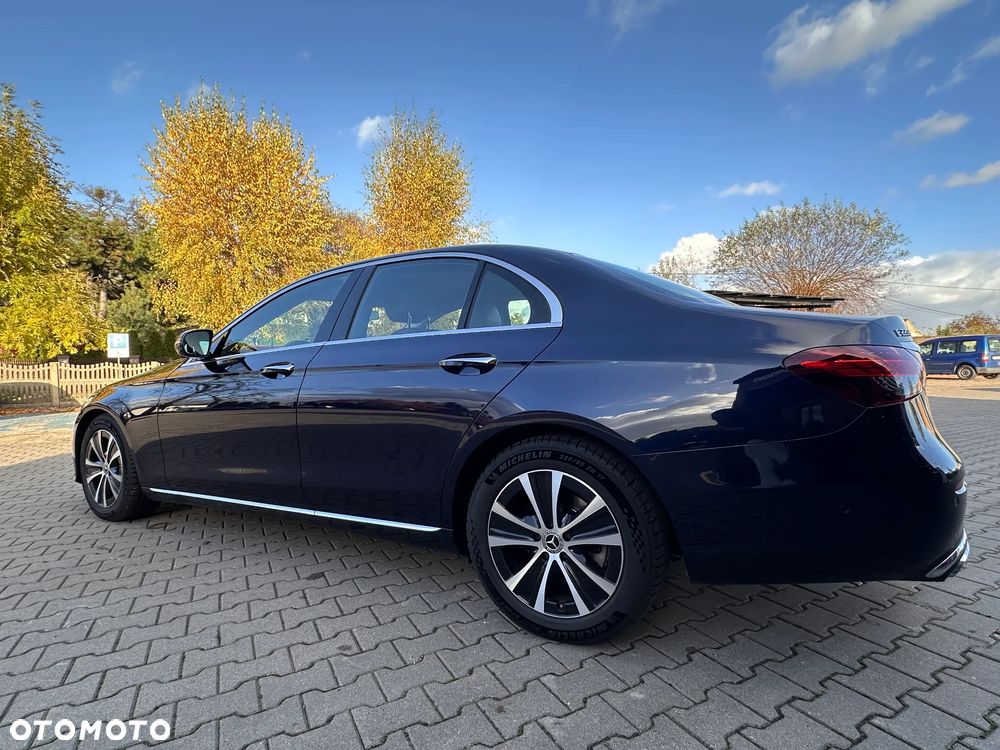 Mercedes-Benz E-Class 2020 photo 5