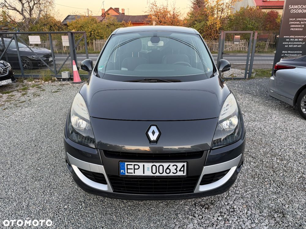 Renault Scenic 2011 photo 2