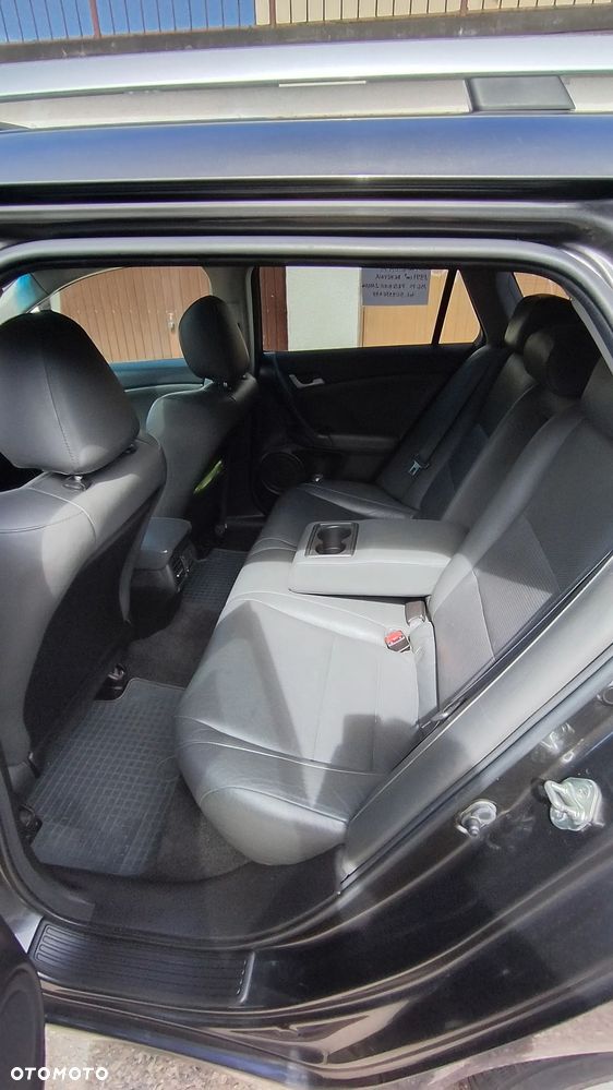 Honda Accord 2.0 Executive - 4