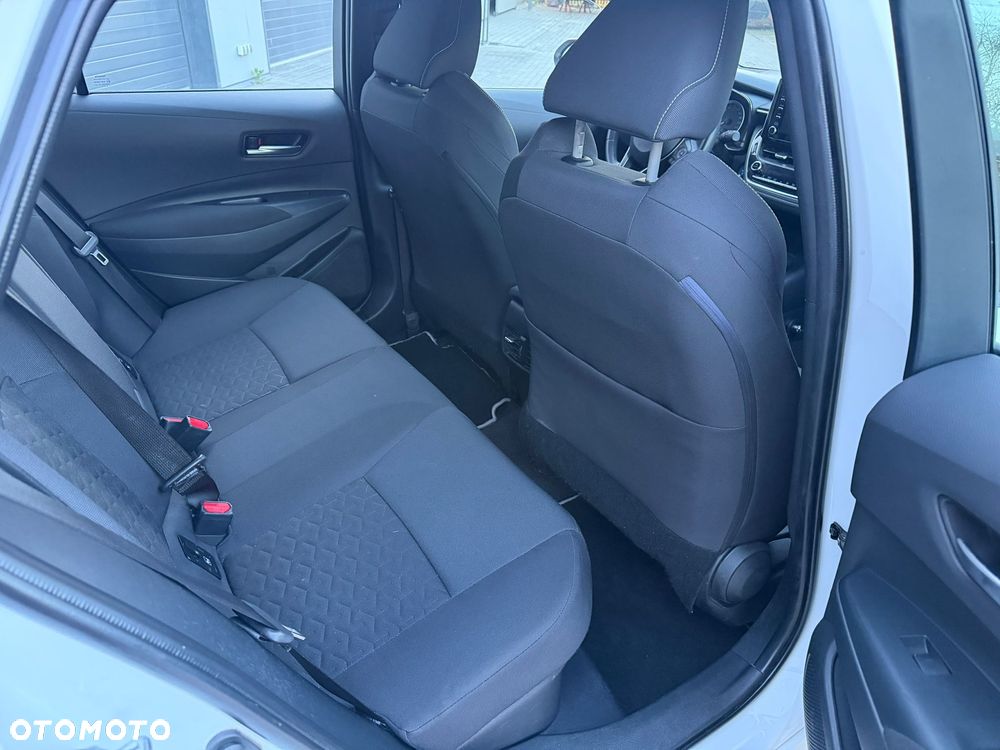 Toyota Corolla 1.8 Hybrid Comfort - 4