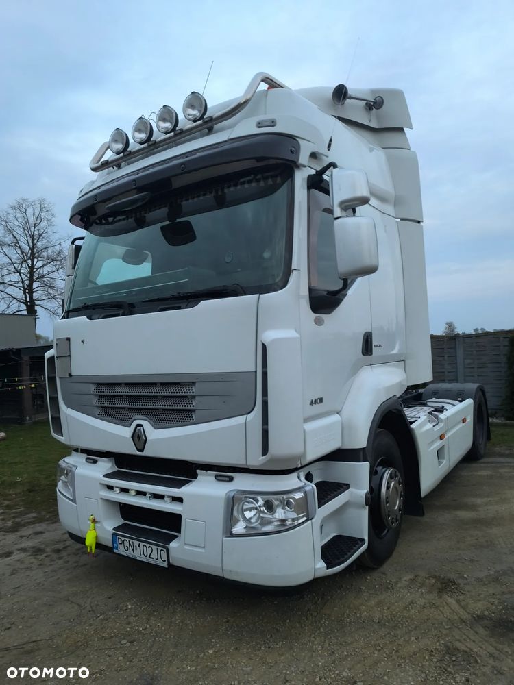 Renault Premium 440dxi - 1
