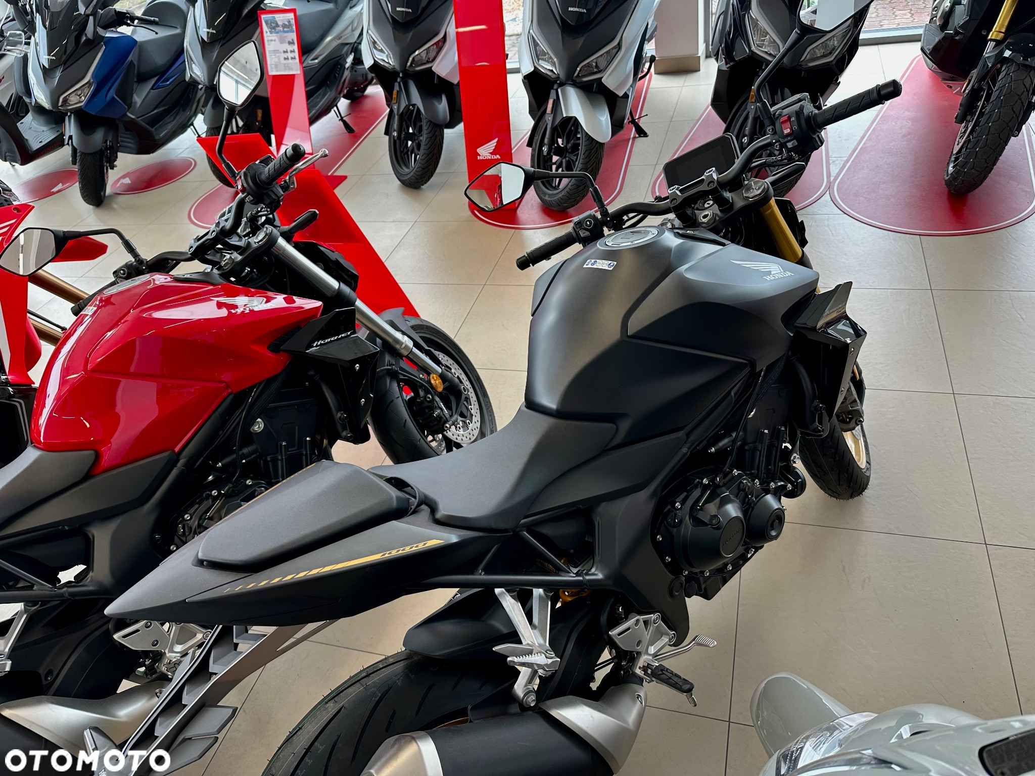 Honda CB - 4