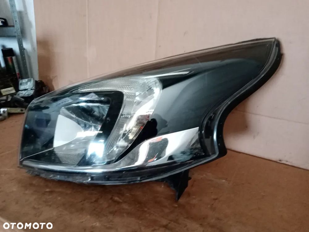 Lampa lewy przód przednia lewa Renault Trafic III Vivaro B - 2