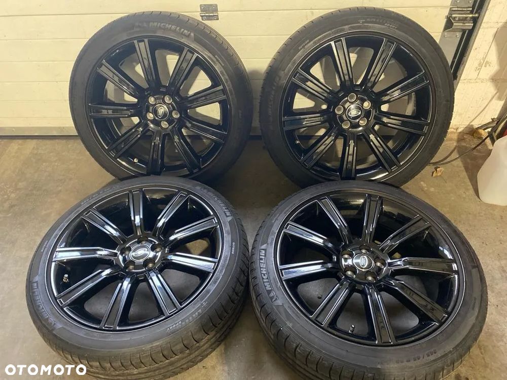 Całe koła Land Rover BJ3M1007BB + Michelin Latitude Sport 245/45R20 99V - 2