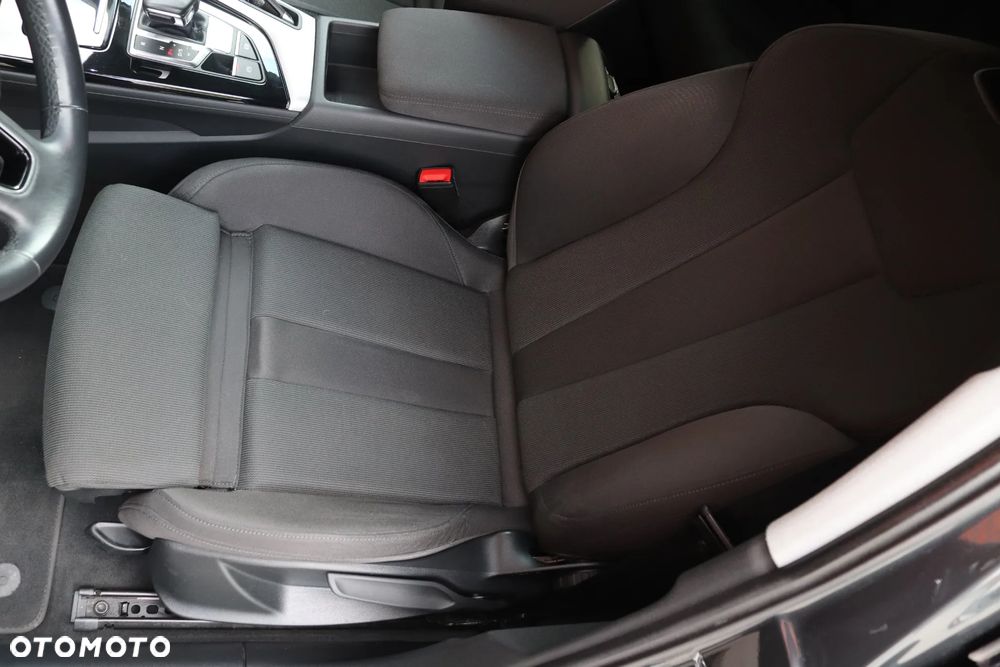 Audi A4 Avant 35 TFSI S tronic - 30