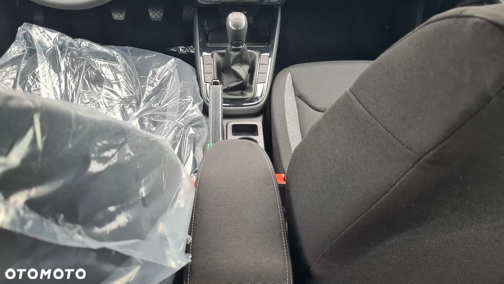 Skoda Fabia 1.0 Essence - 15