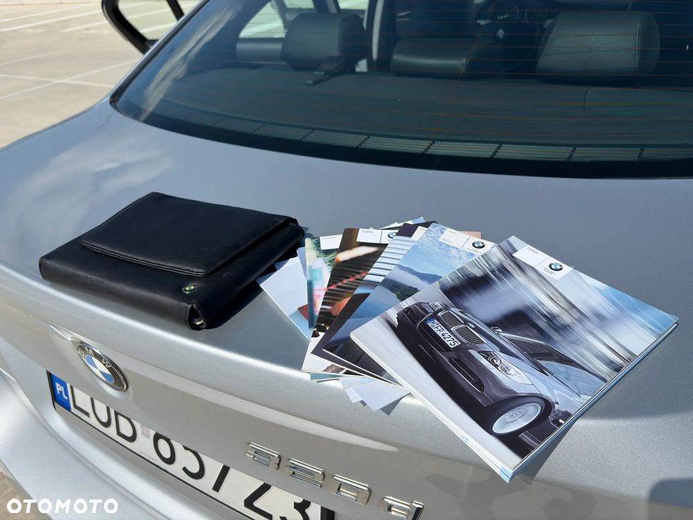 BMW Seria 3 320d - 25