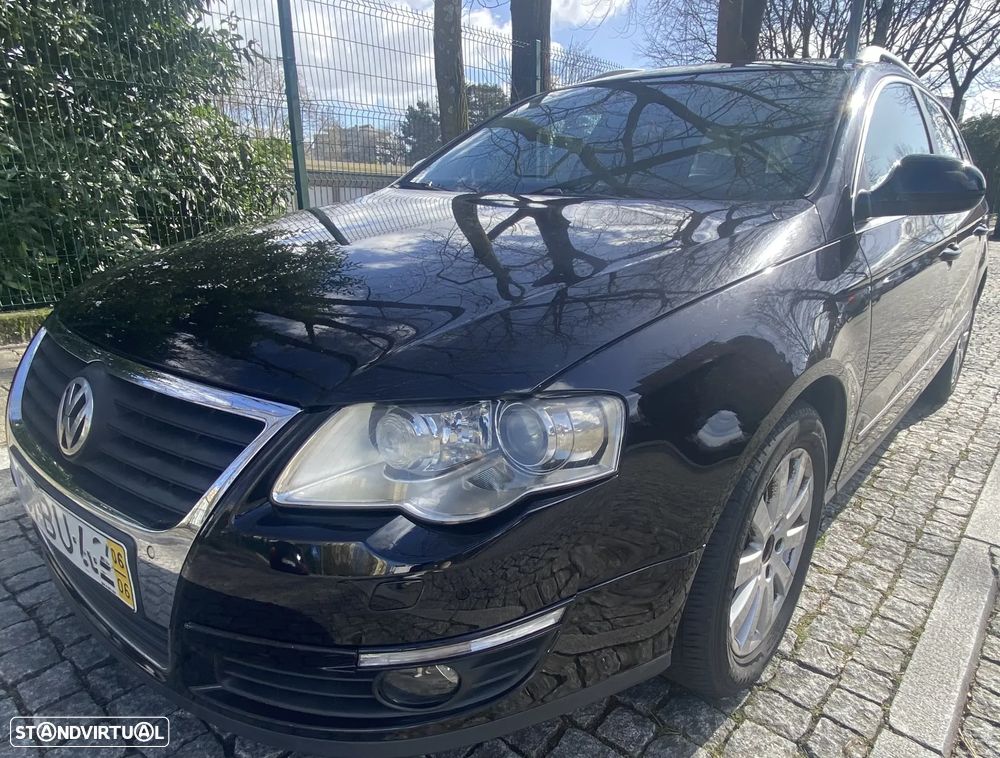 VW Passat 2.0 TDI Confortline - 9