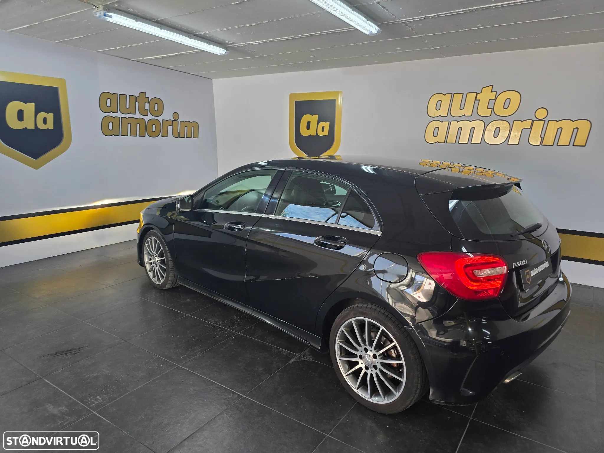 Mercedes-Benz A 180 CDi BE AMG Line - 10