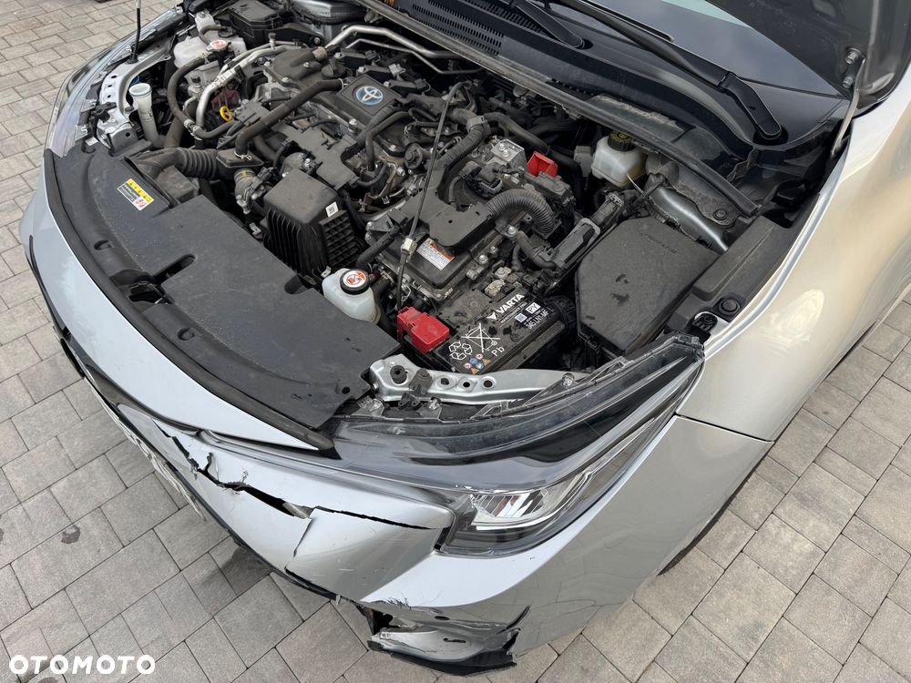 Toyota Corolla 1.8 Hybrid Comfort - 37