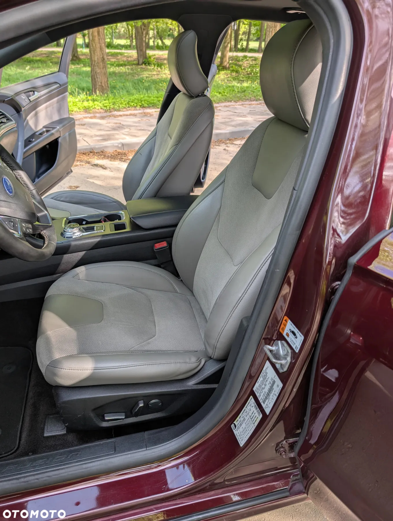 Ford Fusion - 12