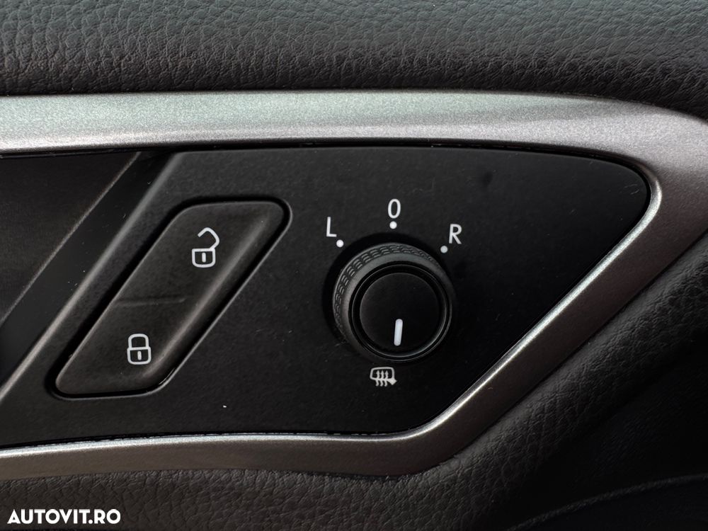 Volkswagen Golf - 14