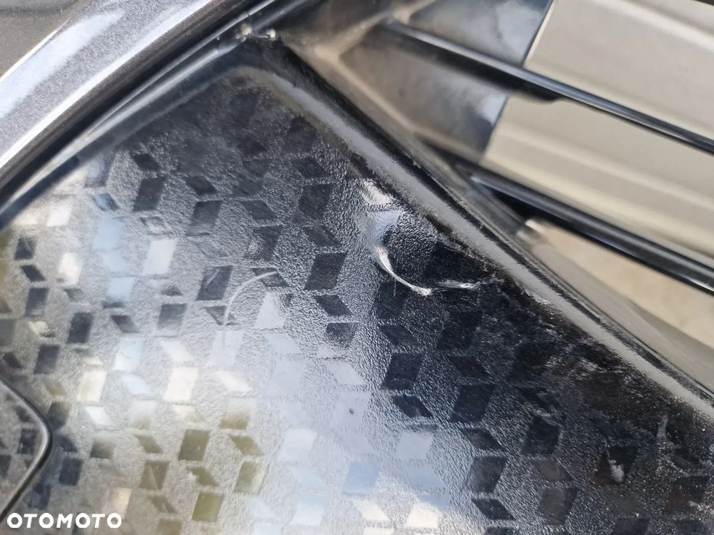 ZDERZAK PRZEDNI TOYOTA YARIS IV 2020-- PDC 2SZT - 7