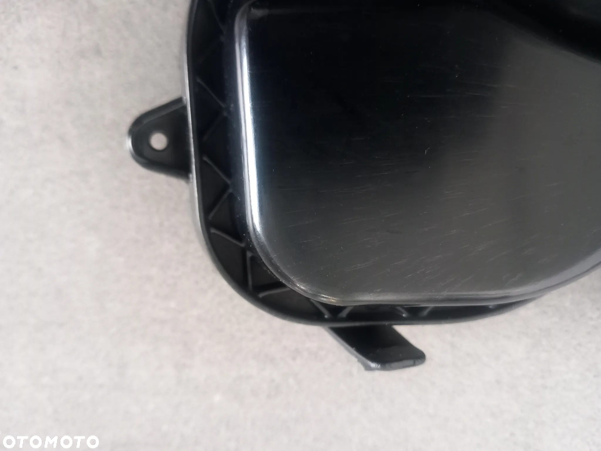 Pokrywa reflektora lewego Ford Focus 1324266 - 5