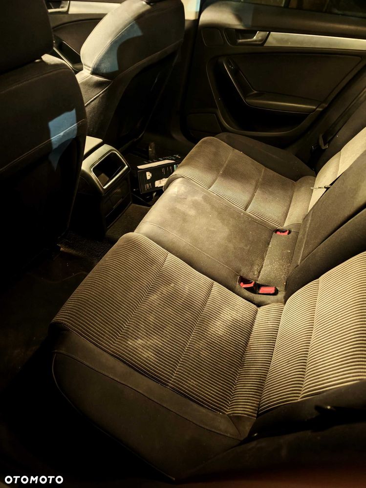 Audi A4 Avant - 6