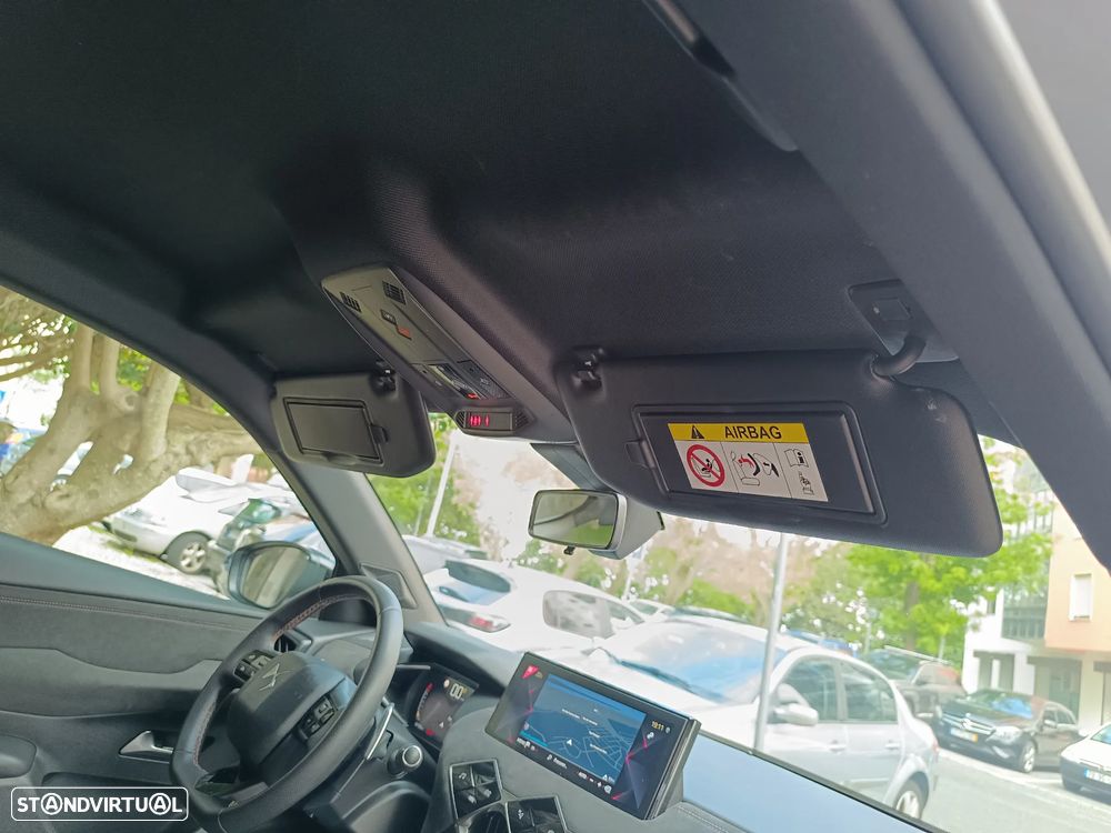 DS DS3 Crossback PureTech 130 Aut. PERFORMANCE LINE - 28