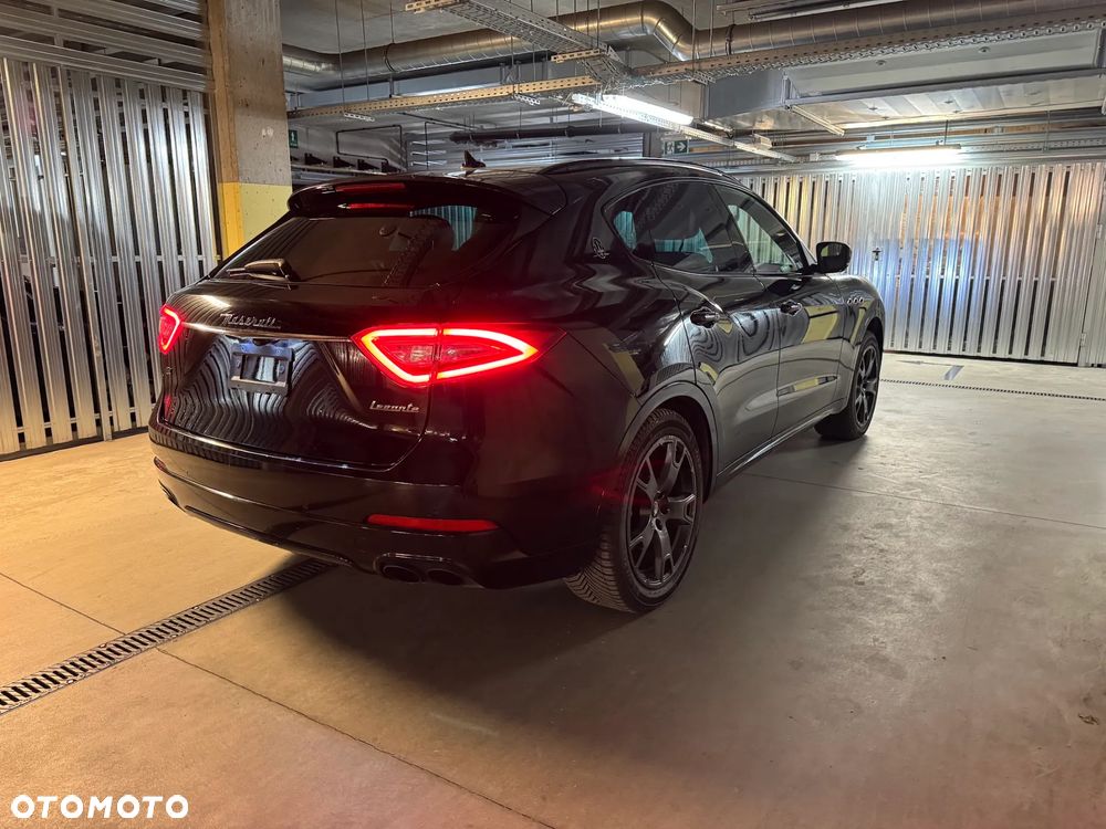 Maserati Levante Granlusso - 6