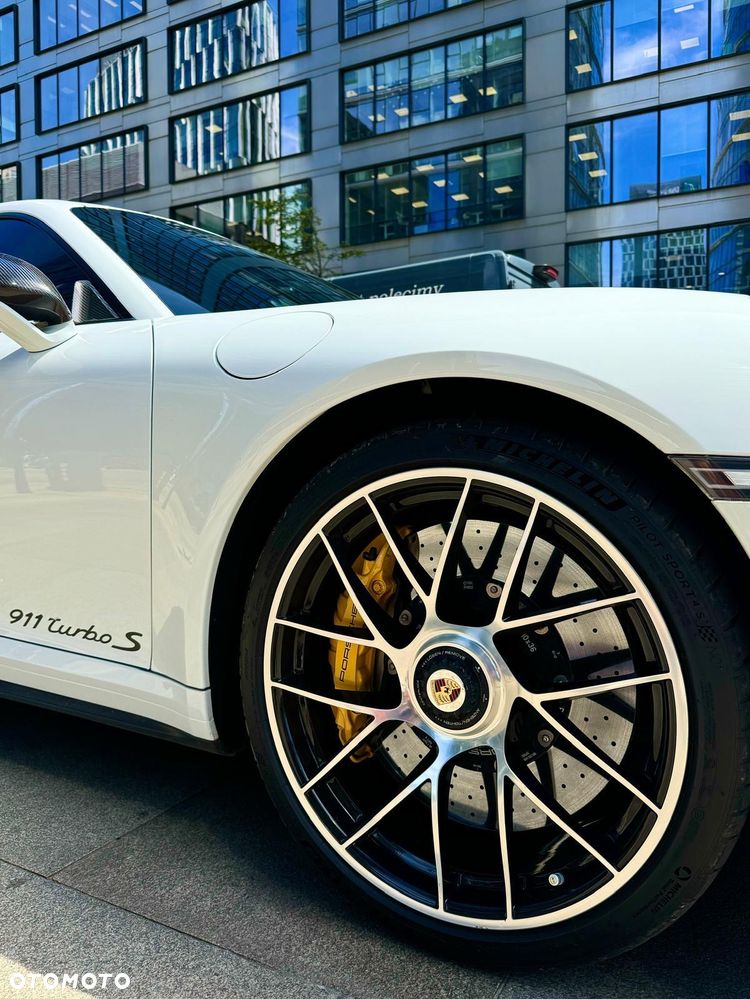 Porsche 911 - 9