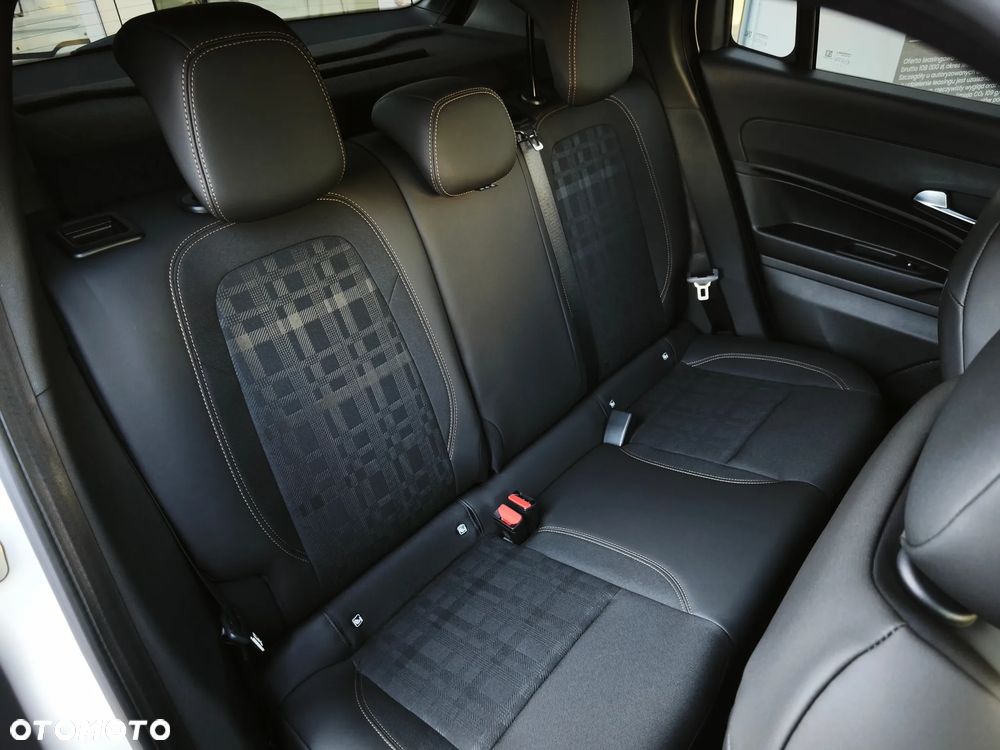 Jeep Avenger 1.2 T3 mHEV 85th Anniversary 4xe eDCT6 - 40