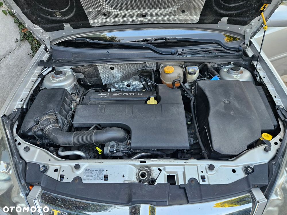 Opel Vectra 2.2 GTS - 21