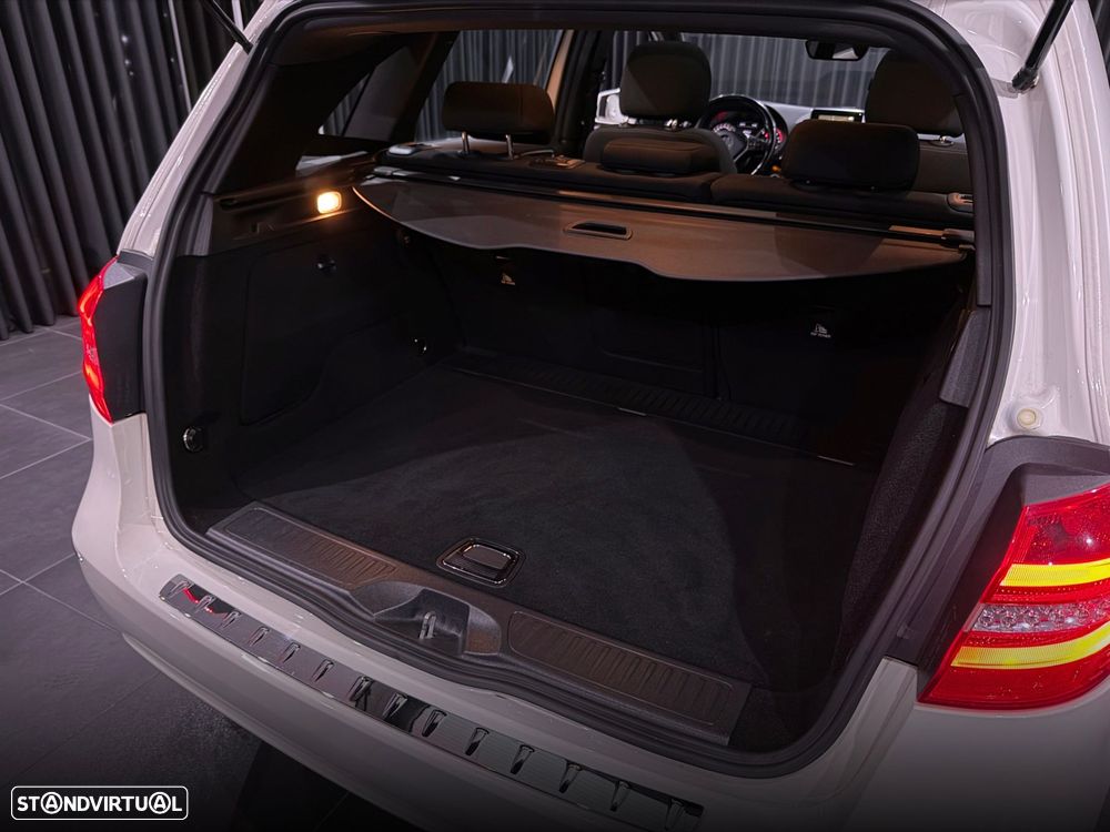 Mercedes-Benz B 180 CDI Urban - 40