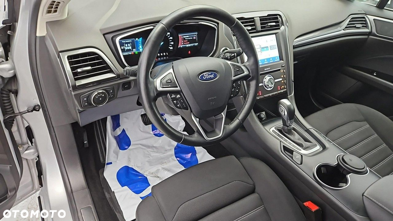 Ford Mondeo 2.0 Hybrid Trend - 9