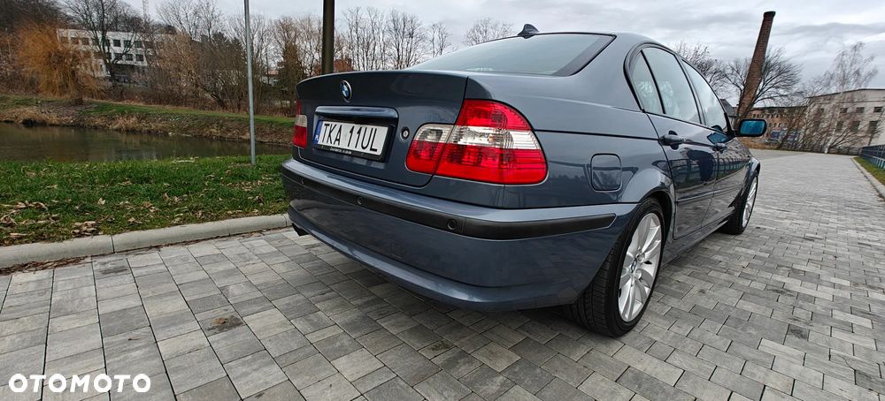 BMW Seria 3 320i - 6