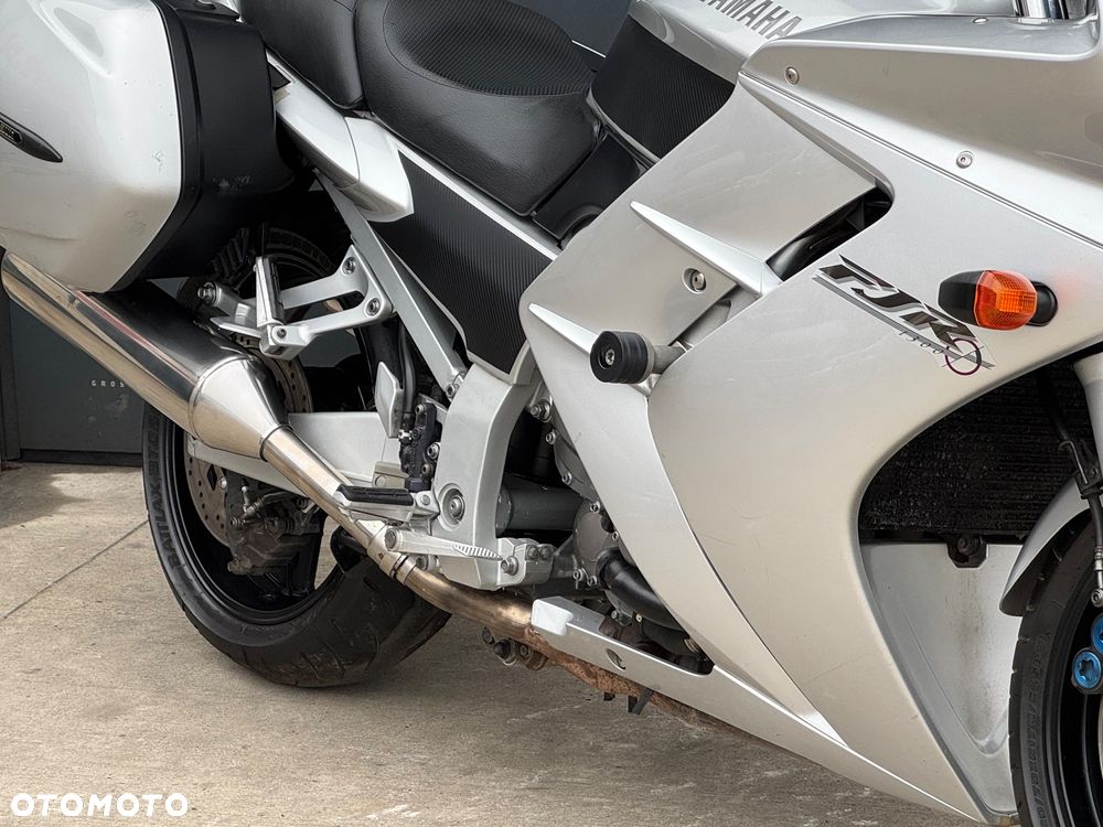 Yamaha FJR - 4