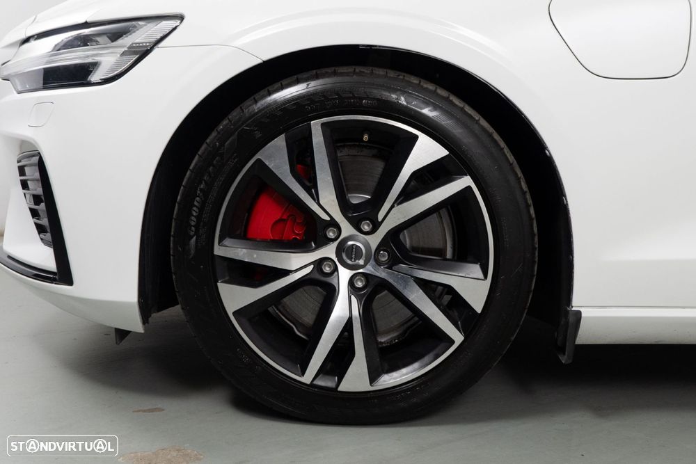 Volvo V60 2.0 T6 AWD TE R-Design - 21