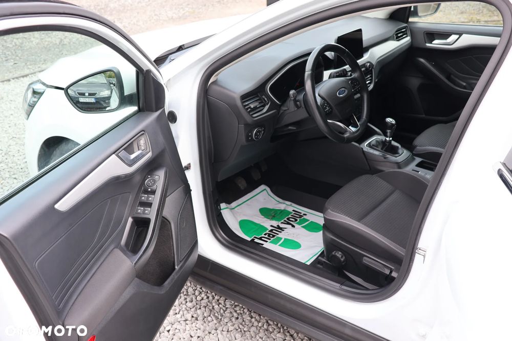 Ford Focus - 10