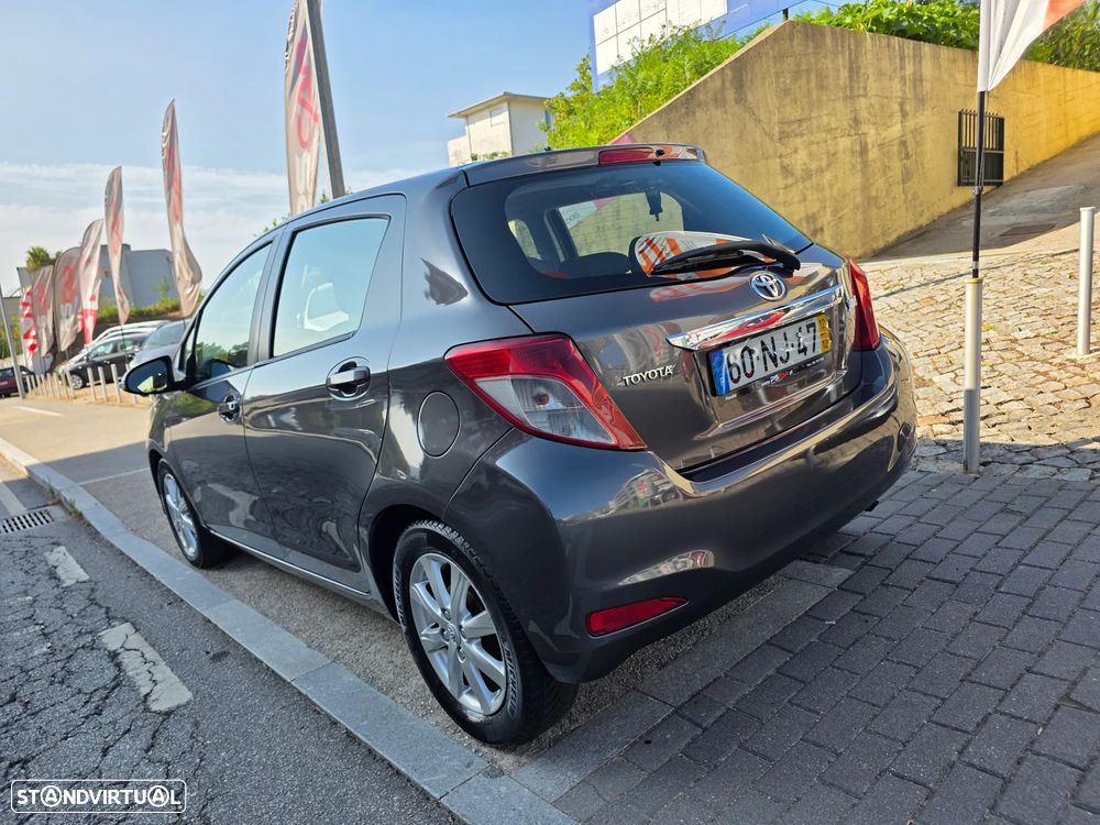 Toyota Yaris 1.0 VVT-i Comfort+P.Style - 13