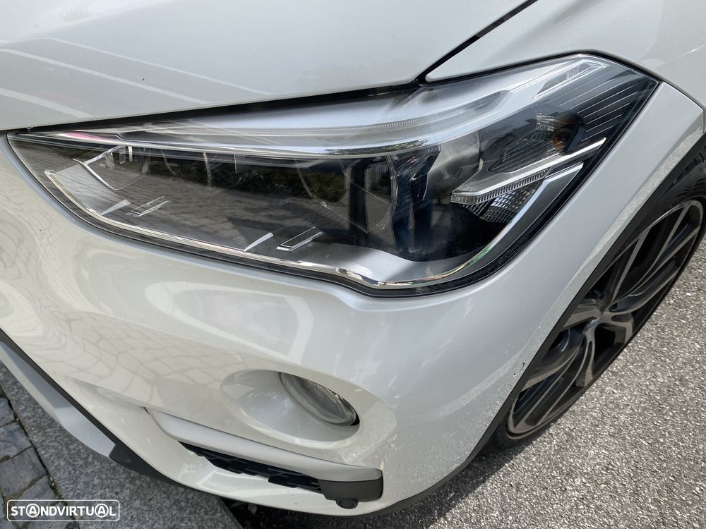 BMW X1 18 d sDrive Auto Pack M - 3